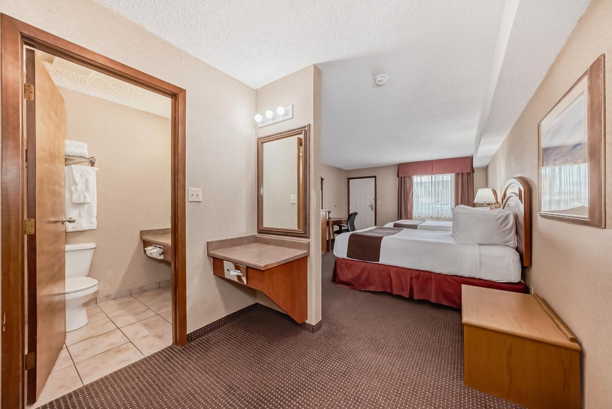 Stony Plain Inn & Suites Luaran gambar