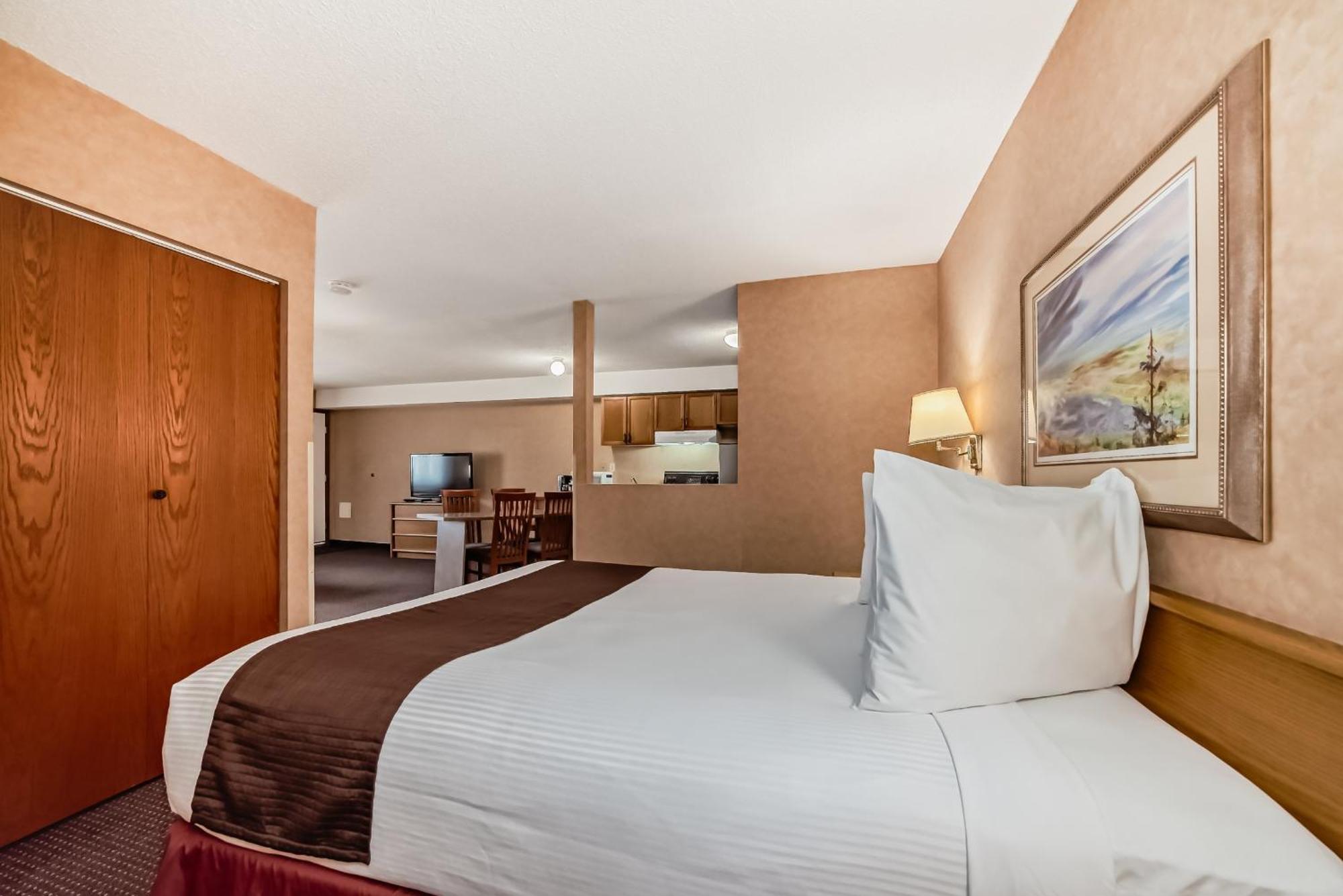 Stony Plain Inn & Suites Luaran gambar