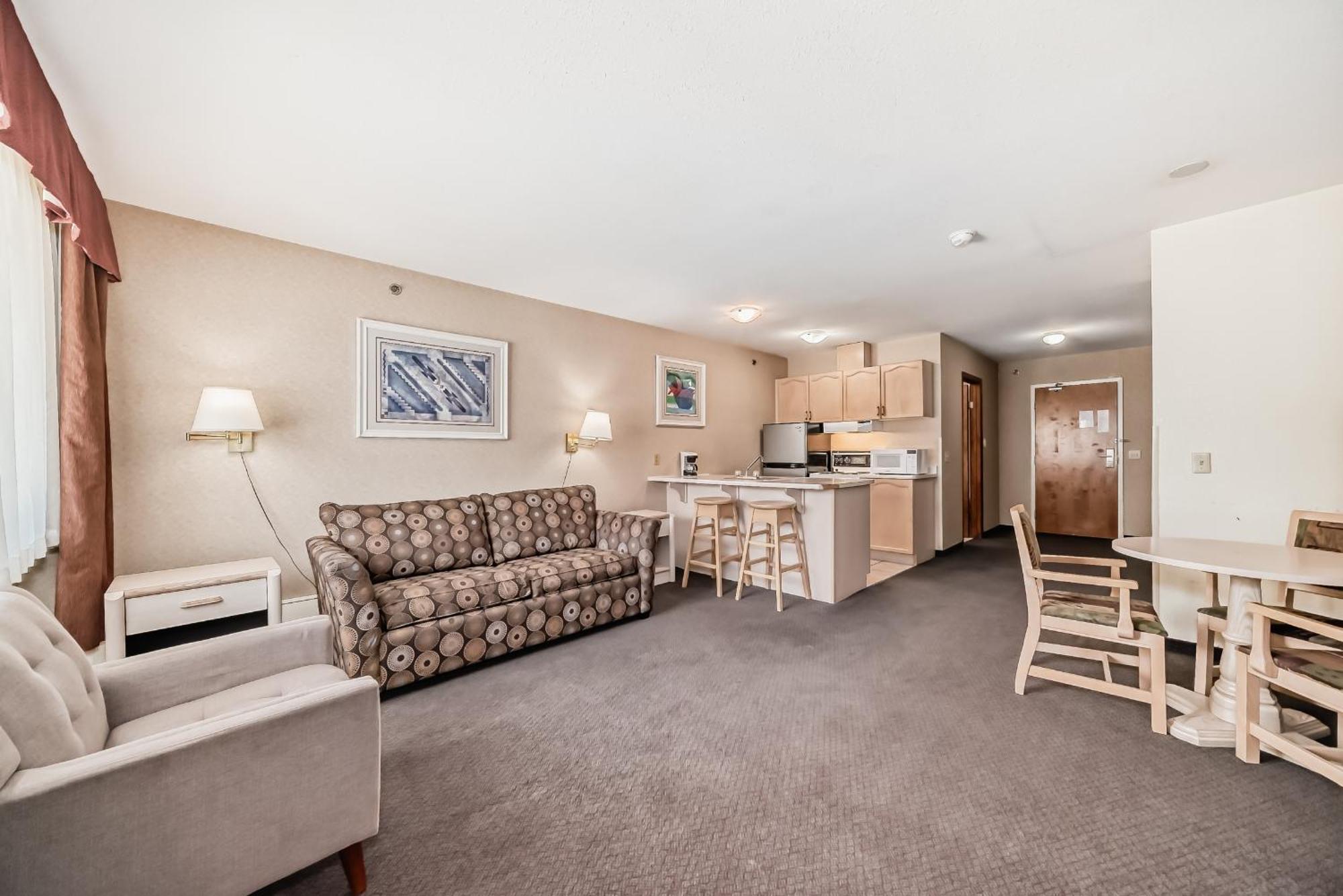 Stony Plain Inn & Suites Luaran gambar